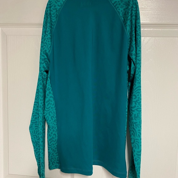 REI Top Size XL 18 - Picture 5 of 6